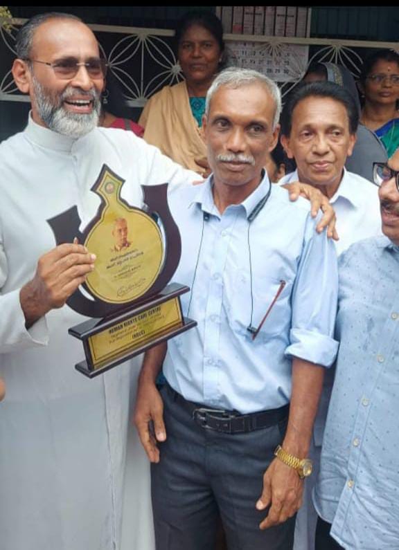 മുളന്തുരുത്തി ഫയർ സ്റ്റേഷനിൽ അതിക്രമം; ഫയർ ഓഫീസർക്ക് മർദനമേറ്റു,