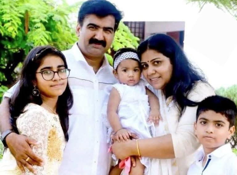 ഓച്ചിറയില്‍ വാഹനാപകടത്തില്‍ അച്ഛനും മക്കള്‍ക്കും ദാരുണാന്ത്യം.