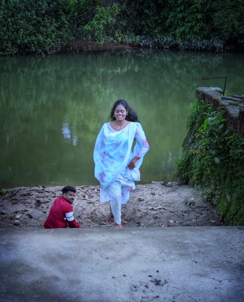 കാല്പനിക പ്രണയ സ്മൃതിയുണർത്തി യുവ എഴുത്തുകാരൻ ജിബിൻ കൈപ്പറ്റ രചിച്ച ‘നിൻ നിഴൽ’. മ്യൂസിക് വീഡിയോ വരുന്നു…