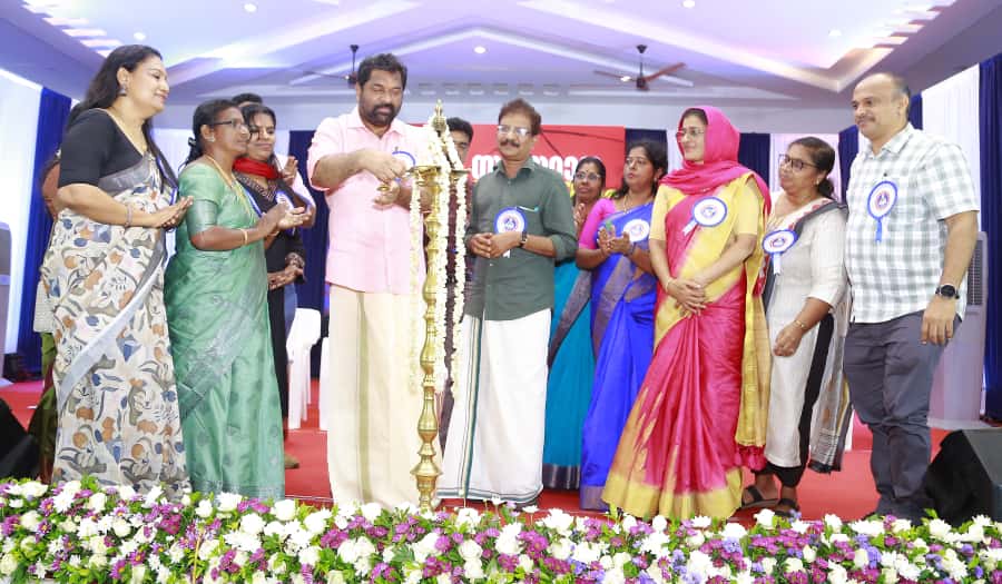 കേരളം ആരോഗ്യ രംഗത്ത് നേടിയ നേട്ടങ്ങളിൽ ജീവനക്കാരുടെ പങ്ക് ആർക്കും തള്ളിക്കളയാനാകില്ല.പി.പി സുനീർ എം.പി.