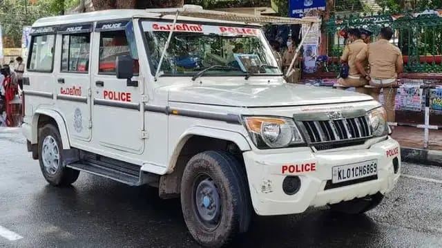 കൊല്ലത്ത് പൊലീസ് പിടികൂടിയ വയോധികൻ വെൻ്റിലേറ്ററിൽ