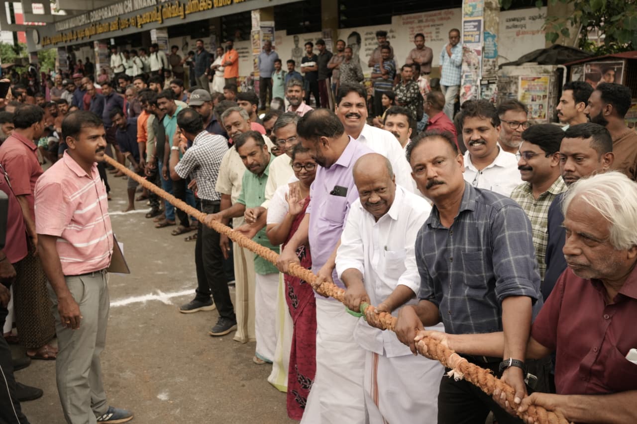 വിഷൻ 2031 തൊഴിലും നൈപുണ്യവും വകുപ്പ് സെമിനാർ; ആവേശമായി വടംവലി