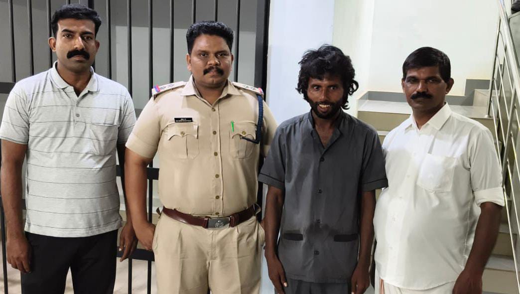 കാവനാട് ബൈപ്പാസിൽ മാനസിക നില തെറ്റി ഒറ്റപ്പെട്ടു കിടന്ന അന്യസംസ്ഥാനക്കാരനെ അഭയ കേന്ദ്രത്തിൽ എത്തിച്ചു..