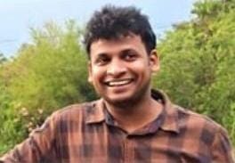 വൈക്കം തോട്ടിൽ മറിഞ്ഞ കാറിലുണ്ടായിരുന്നത് ഡോ അമൽ എന്ന് തിരിച്ചറിഞ്ഞു.