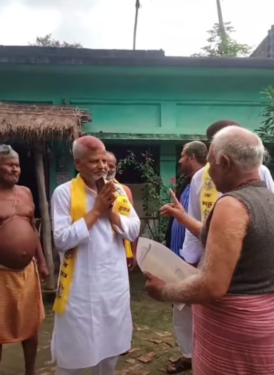 ബീഹാർ രാഷ്ടീയം ആരുടെ കൂടെ വീണ്ടും എൻ ഡി എ അധികാരംനിലനിർത്തുമോ, ആർക്കും ഭൂരിപക്ഷം ഇല്ലാത്ത നിയമസഭയാകാം വരുന്നത്.