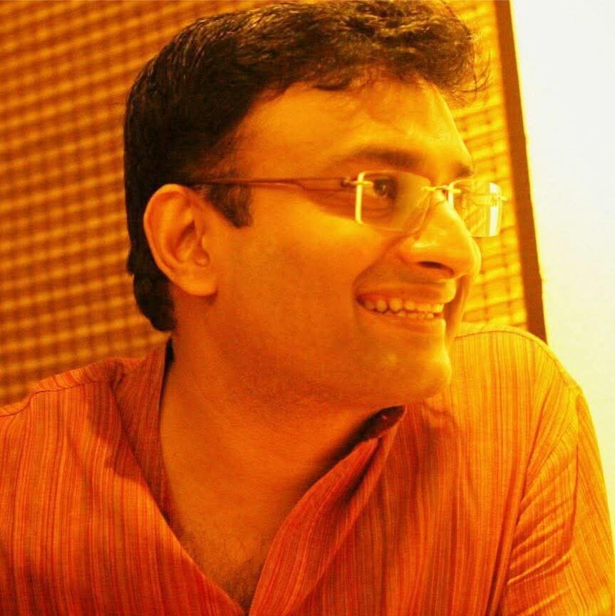 പ്രശാന്ത്ഐ എ എസ് തന്റെ സസ്പെൻഷന്റെ വാ ർഷികആഘോഷ പോസ്റ്റ് വൈറലായി മാറി.