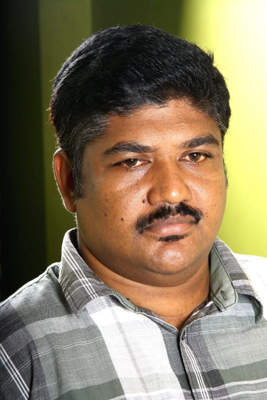 യു എം ബെന്നിയുടെ  പുസ്തകങ്ങൾ പി.വി ദിവ്യപ്രകാശനം ചെയ്യും.